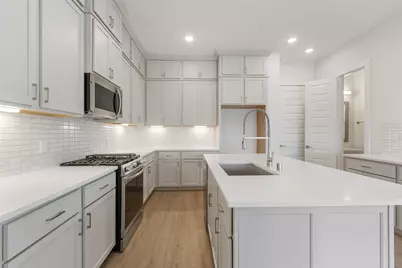 910A W 21st Street, Houston, TX 77008 - Photo 14