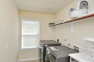 7302 Autumn Sun Dr, Houston, TX 77083 - Photo 14