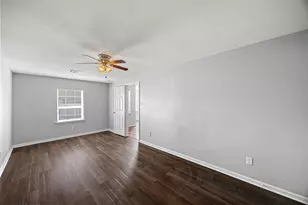 7614 Darnay Dr Dr, Houston, TX 77033 - Photo 12