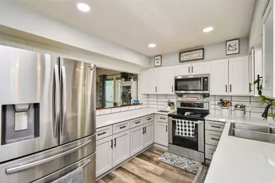 11527 Deep Meadow Drive, Houston, TX 77064 - Photo 8