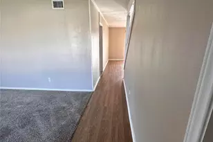 17210 Woodburn Dr, Houston, TX 77049 - Photo 4