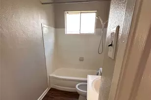 17210 Woodburn Dr, Houston, TX 77049 - Photo 14