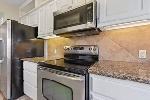 14655 Champion Forest Dr, Houston, TX 77069 - Photo 12