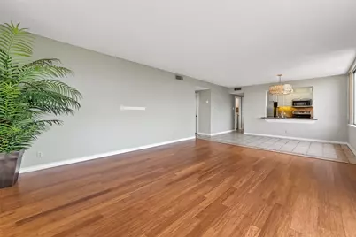 14655 Champion Forest Drive #502, Houston, TX 77069 - Photo 6