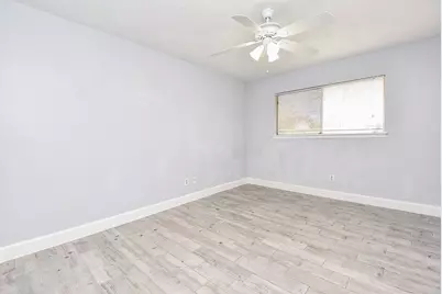 11623 Kirkhollow Drive, Houston, TX 77089 - Photo 20
