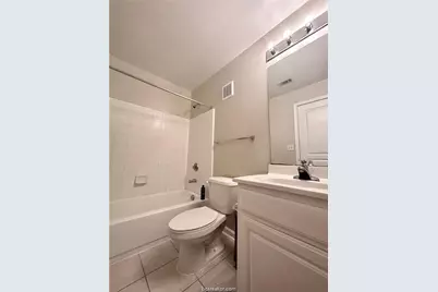 1725 Harvey Mitchell Parkway S #1425, College Station, TX 77840 - Photo 6