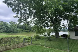 141 Hogan, Livingston, TX 77351 - Photo 18