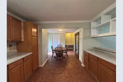 141 Hogan, Livingston, TX 77351 - Photo 10