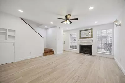 5807 Beverlyhill Street #23, Houston, TX 77057 - Photo 2