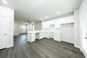 14011 Mount Hunter Dr, Willis, TX 77318 - Photo 6