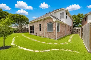 13211 Dusty Grove Ln, Sugar Land, TX 77498 - Photo 46
