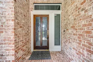 13211 Dusty Grove Ln, Sugar Land, TX 77498 - Photo 4