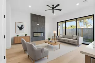 1422 Caywood Ln, Houston, TX 77055 - Photo 4