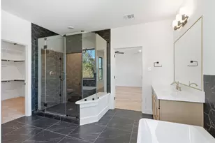 1422 Caywood Ln, Houston, TX 77055 - Photo 12