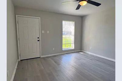 224 Stuart Street, Clute, TX 77531 - Photo 8
