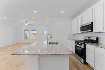 9015 Rose Water Trails, Rosharon, TX 77583 - Photo 6