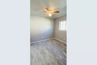 519 Magnolia Avenue, Crosby, TX 77532 - Photo 14