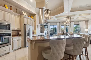 255 Capetown Dr, Conroe, TX 77356 - Photo 10