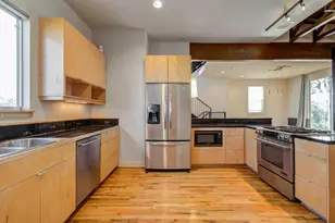 318 McAlpine St, Houston, TX 77003 - Photo 14