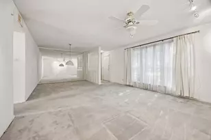 10564 Hammerly Blvd, Houston, TX 77043 - Photo 2