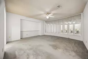 10564 Hammerly Blvd, Houston, TX 77043 - Photo 4