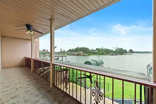 9216 Deepwater Dr, Montgomery, TX 77356 - Photo 18