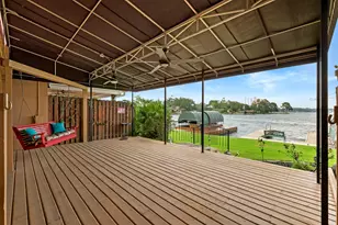 9216 Deepwater Dr, Montgomery, TX 77356 - Photo 10