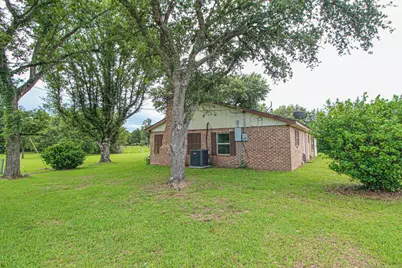899 J Hickman Road, Leggett, TX 77350 - Photo 16