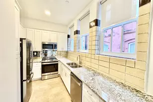 2102 Mechanic St, Galveston, TX 77550 - Photo 4