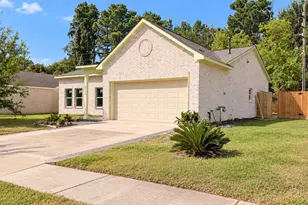 8715 Victoria Forest Dr, Houston, TX 77088 - Photo 1