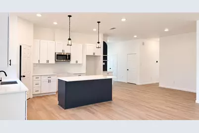 8715 Victoria Forest Drive, Houston, TX 77088 - Photo 10