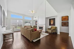 3605 Canterbury Park Dr, Pearland, TX 77584 - Photo 6