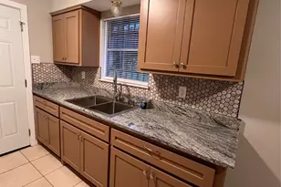 319 Bellmar Dr, Houston, TX 77037 - Photo 4