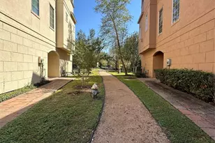 9114 Harbor Hills Dr, Houston, TX 77054 - Photo 16