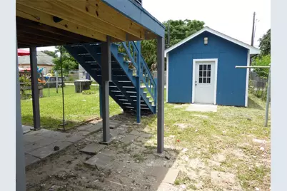 3414 Ursuline, Galveston, TX 77550 - Photo 44