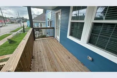 3414 Ursuline, Galveston, TX 77550 - Photo 26