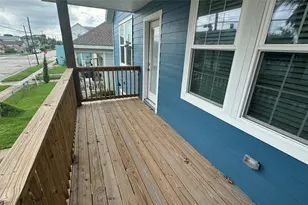 3414 Ursuline, Galveston, TX 77550 - Photo 26