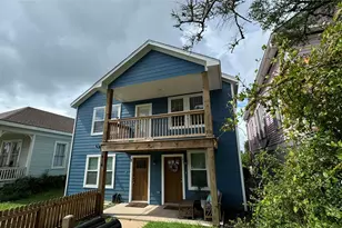 3414 Ursuline, Galveston, TX 77550 - Photo 2