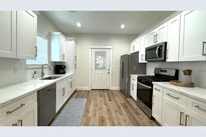 3414 Ursuline, Galveston, TX 77550 - Photo 10