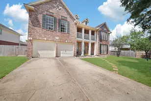 10822 Trail Ridge Dr, Houston, TX 77064 - Photo 2