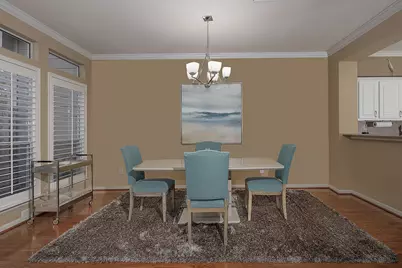 110 N Valley Oaks Circle, The Woodlands, TX 77382 - Photo 8