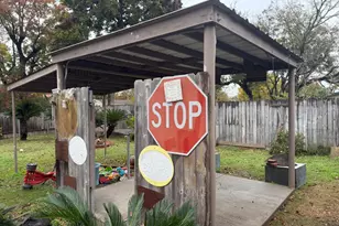 1434 1st Ave N, Texas City, TX 77590 - Photo 18