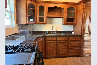 1434 1st Avenue N, Texas City, TX 77590 - Photo 8