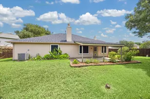 403 Stockbridge Ln, League City, TX 77539 - Photo 16