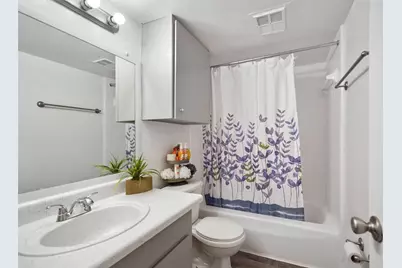 4400 Memorial Drive #7-2055, Houston, TX 77007 - Photo 2