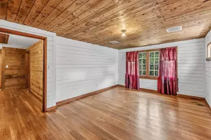 1505 20th St, Huntsville, TX 77340 - Photo 28
