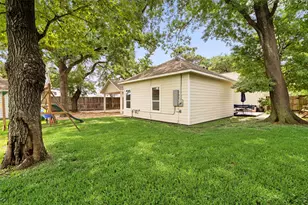 702 W 41st St, Houston, TX 77018 - Photo 30