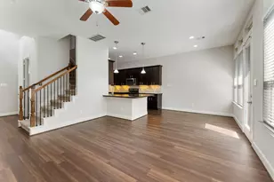 31 Aventura Pl, Spring, TX 77389 - Photo 6