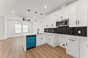 9208 Caddo Rd, Houston, TX 77078 - Photo 12
