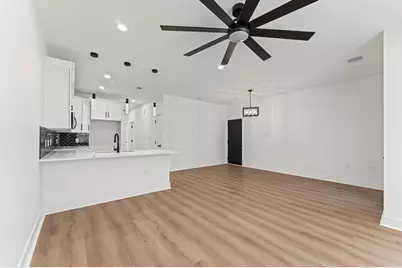 9208 Caddo Road, Houston, TX 77078 - Photo 8